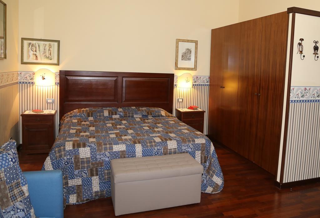 B&B La Vetreria Almaru Катанія Номер фото
